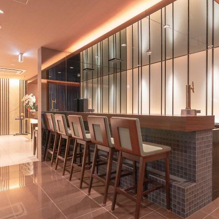 Floral Hotel - Nihonbashi Ōsaka Exterior foto