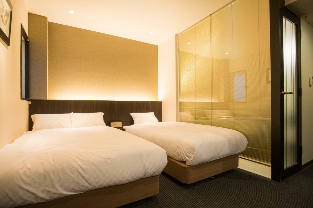 Floral Hotel - Nihonbashi Ōsaka Exterior foto